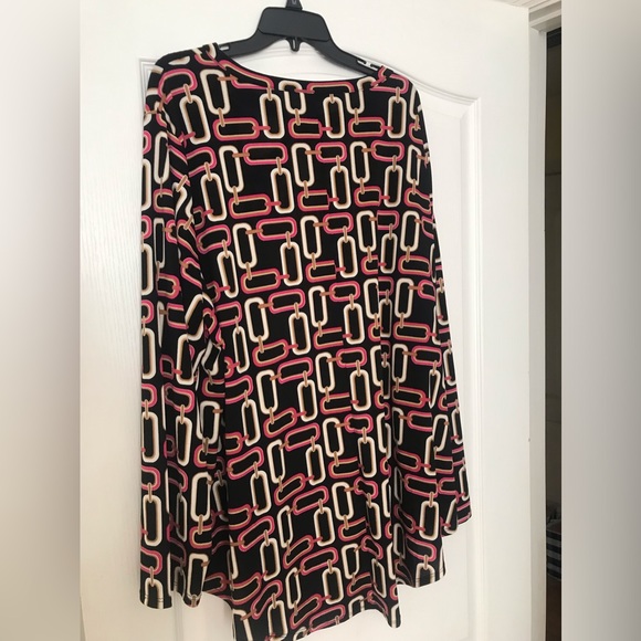 Geometric Chain Link Tunic Top by Cato Plus Sz - Picture 3 of 6